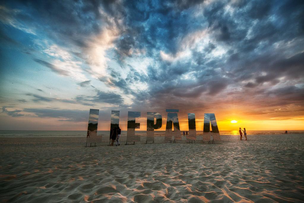 Maestro Design Hotel เลียปาญา ภายนอก รูปภาพ