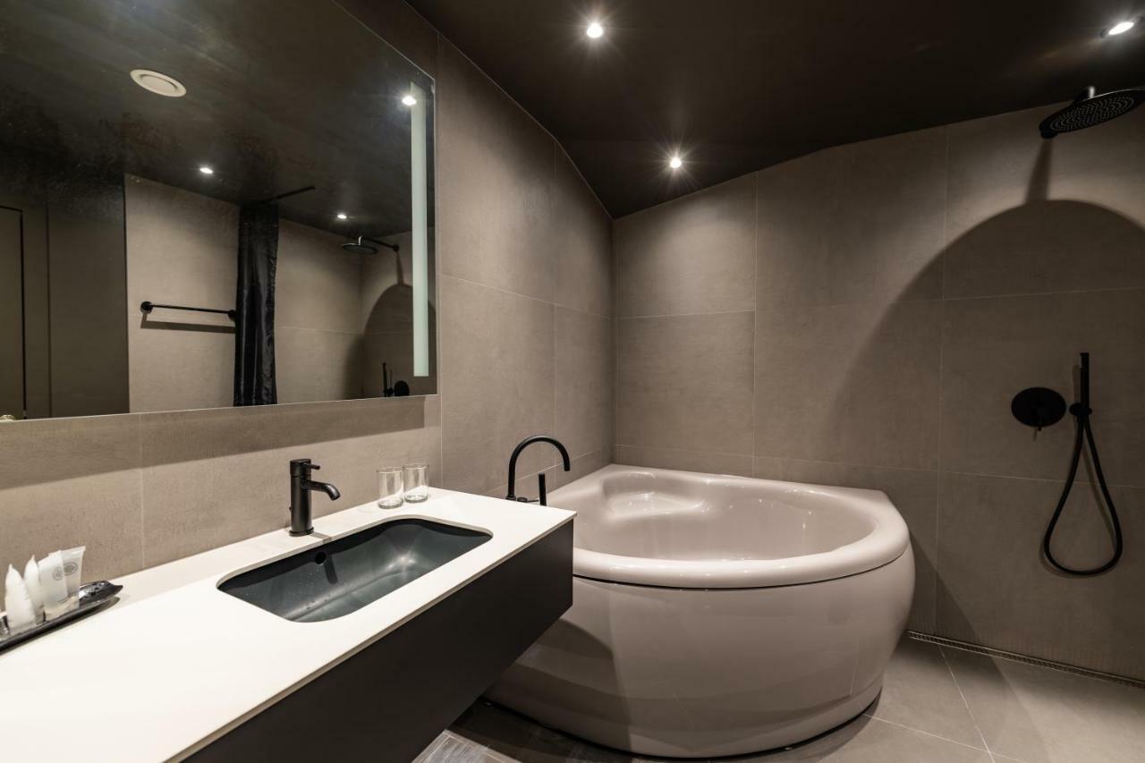 Maestro Design Hotel เลียปาญา ภายนอก รูปภาพ