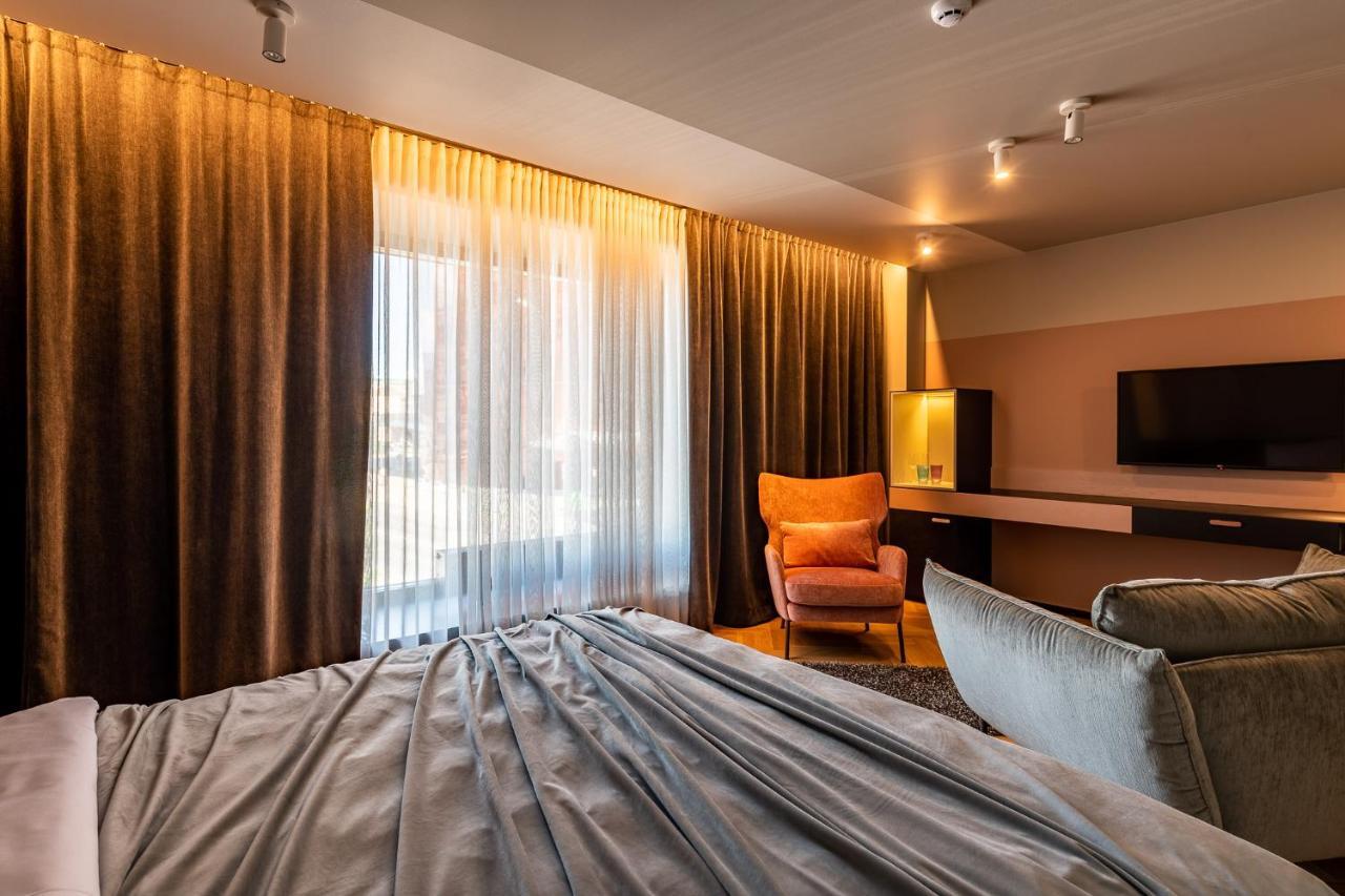 Maestro Design Hotel เลียปาญา ภายนอก รูปภาพ